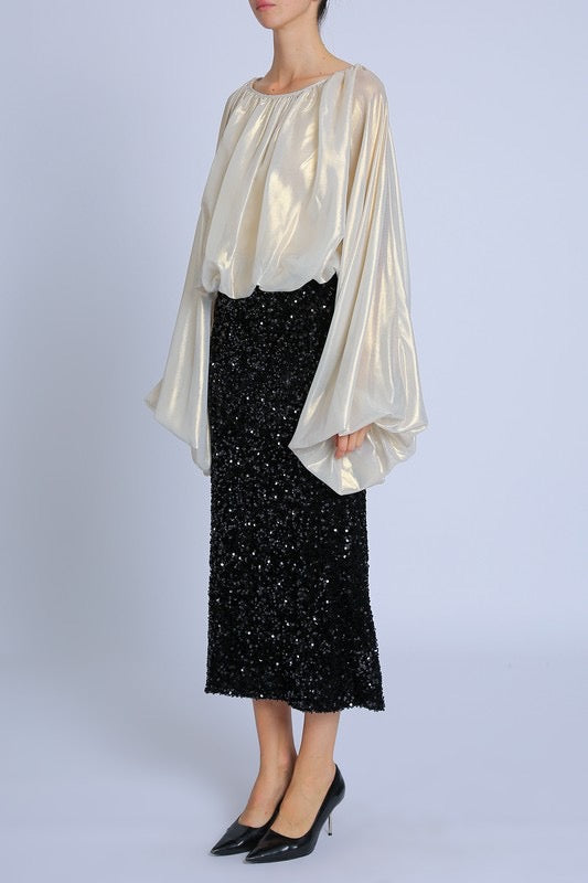 Shiny black skirt