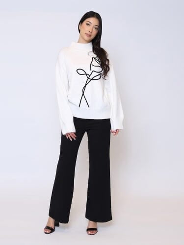 Flower white sweater