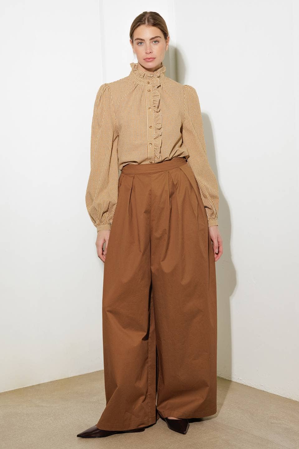 A printed woven top - FT1295 MUSTARD