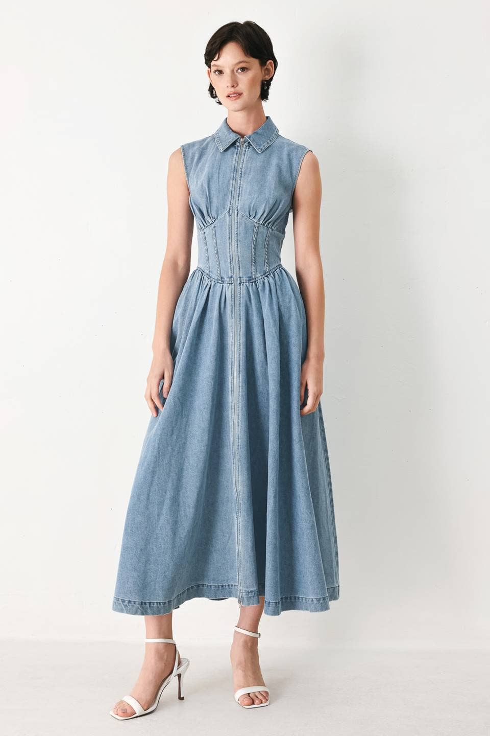 A washed denim midi dress - FD2153