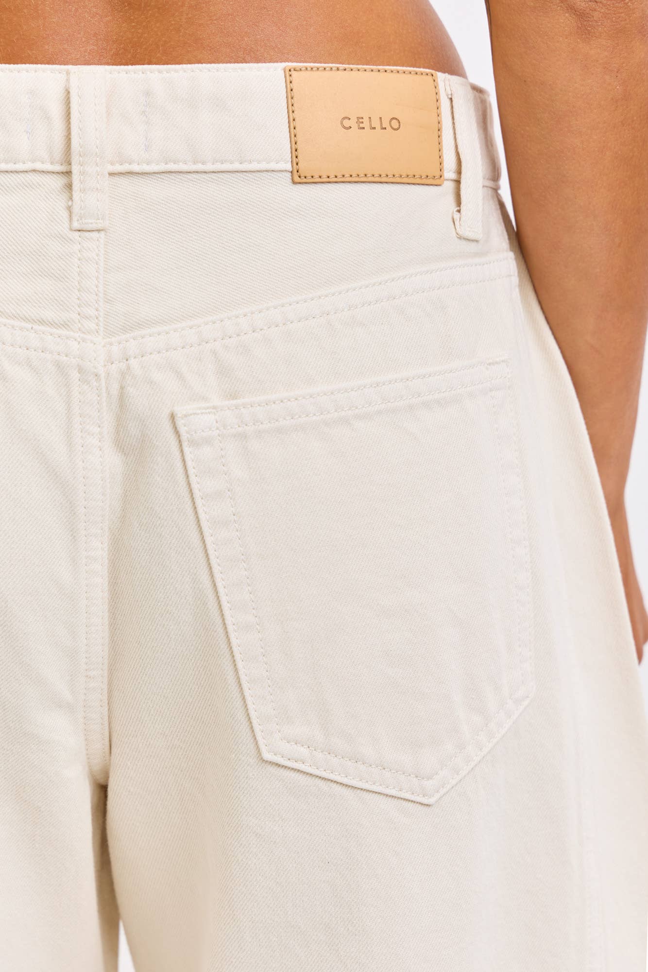 Mid Waisted Barrel Leg with Side Panels