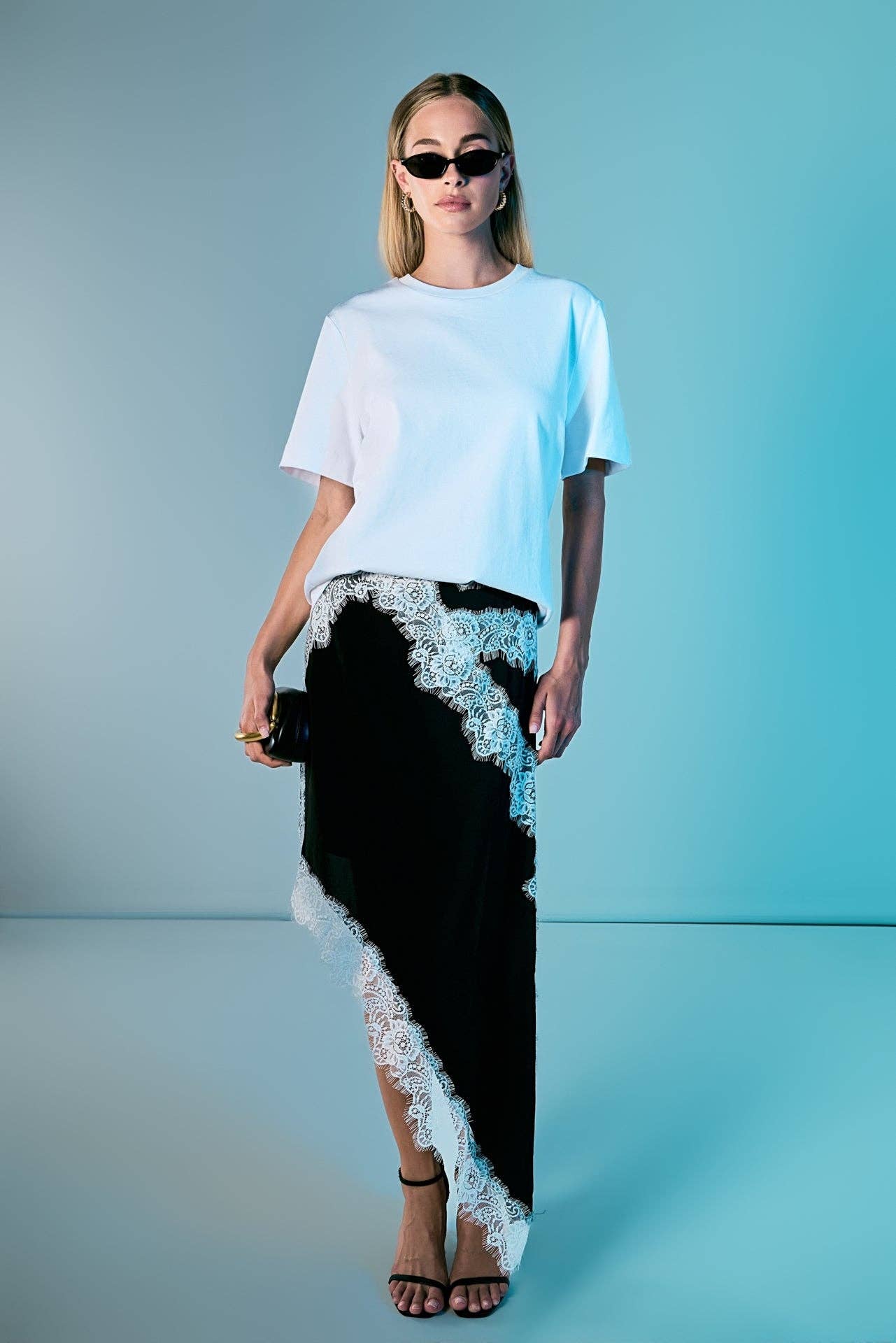 Basic T-Shirt