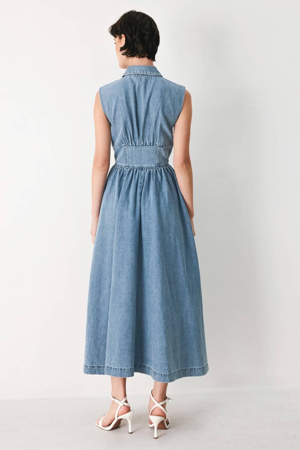 A washed denim midi dress - FD2153