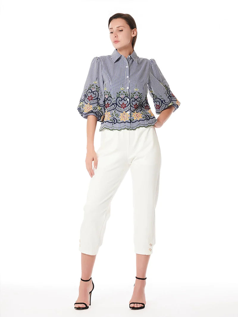 Pantalón blanco con botones