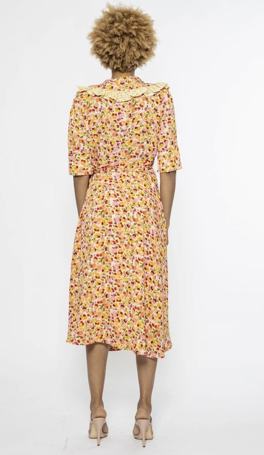 Vestido floreciente